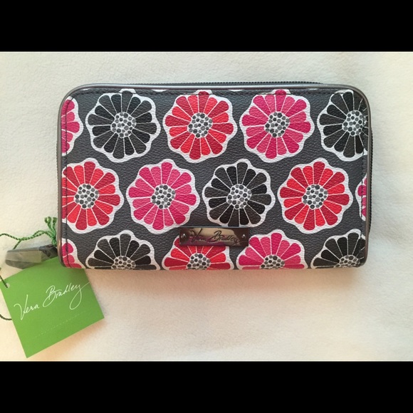 Vera accordion wallet ‼️Brand new‼️