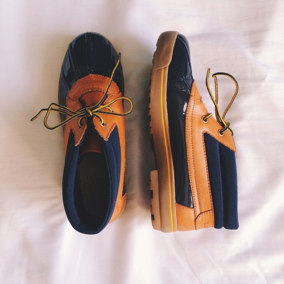 Adorable Lands' End KIDS duck boots