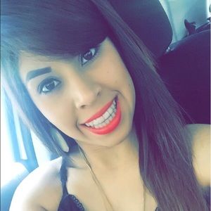 Meet your Posher, Maribel