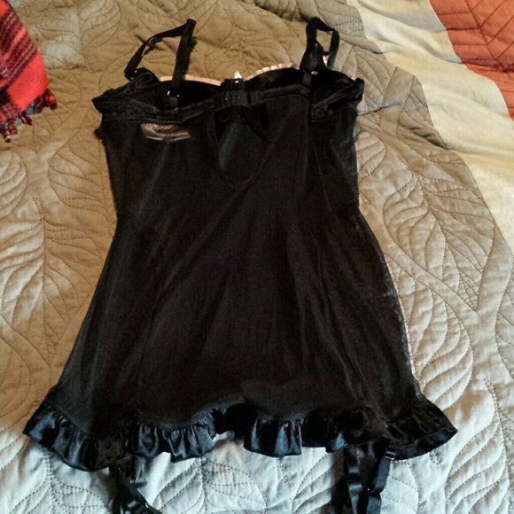 Victoria Secret! - Picture 3 of 4