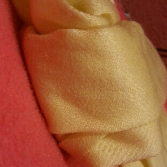 Spring Scarf - Picture 2 of 2