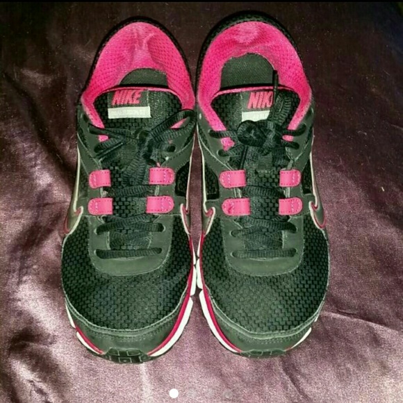 💜SOLD💜NIKE Dual Fusion