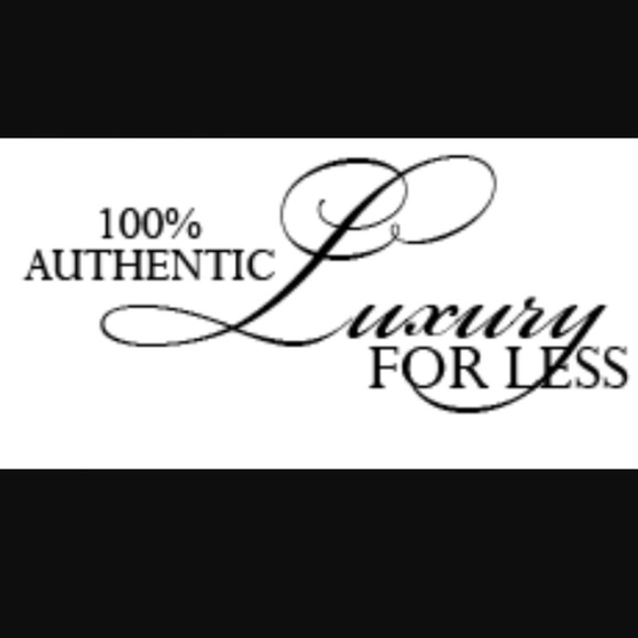 Meet your Posher, April - Picture 1 of 1