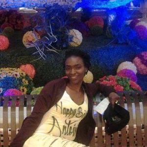 Meet your Posher, Antoinette