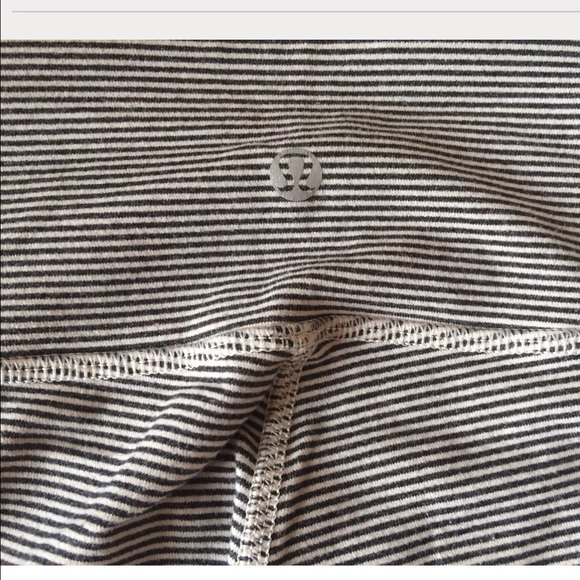 ⚡️FLASH⚡️luluTonka cashew stripe Capri. - Picture 3 of 4