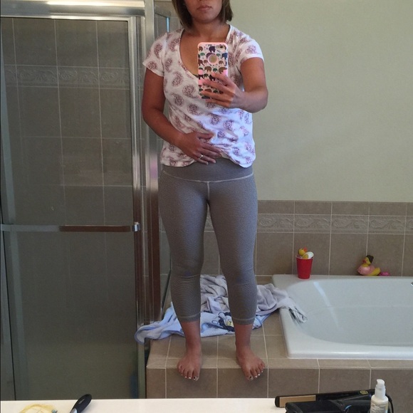 ⚡️FLASH⚡️luluTonka cashew stripe Capri. - Picture 4 of 4