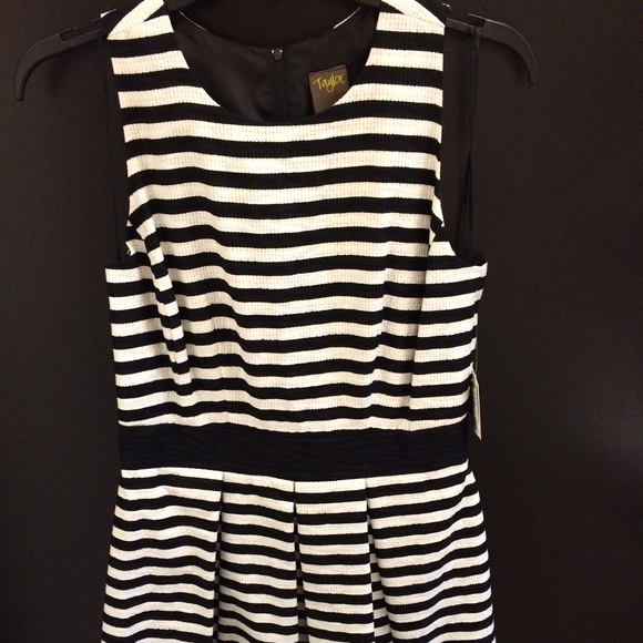 🍒🍏Very cute classic dress