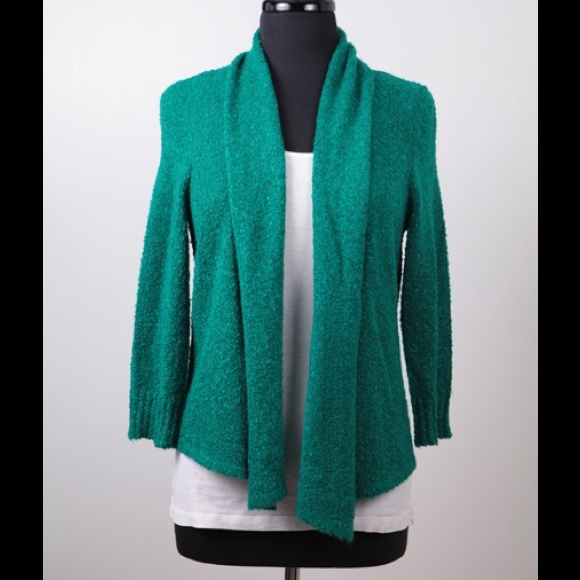 Kelly Green boucle sweater size Medium