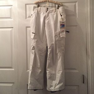 Ski pants and goggles