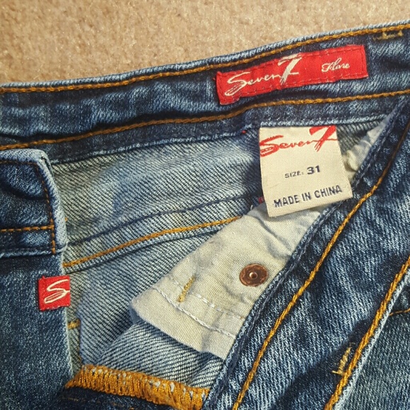 Jeans - Picture 2 of 3