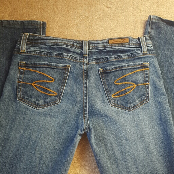 Jeans - Picture 3 of 3