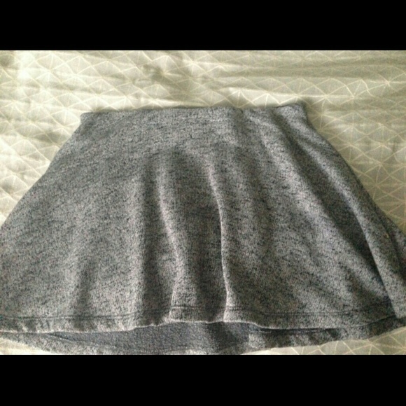 Zara grey knit skirt