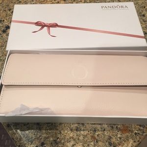 Pandora leather jewelry case. NIB