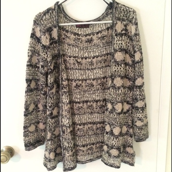 Oversized knit cardigan