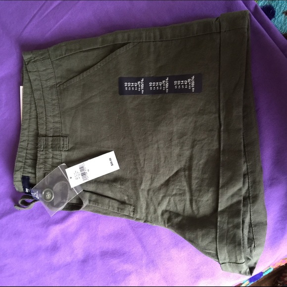 Olive/ Green shorts by gap