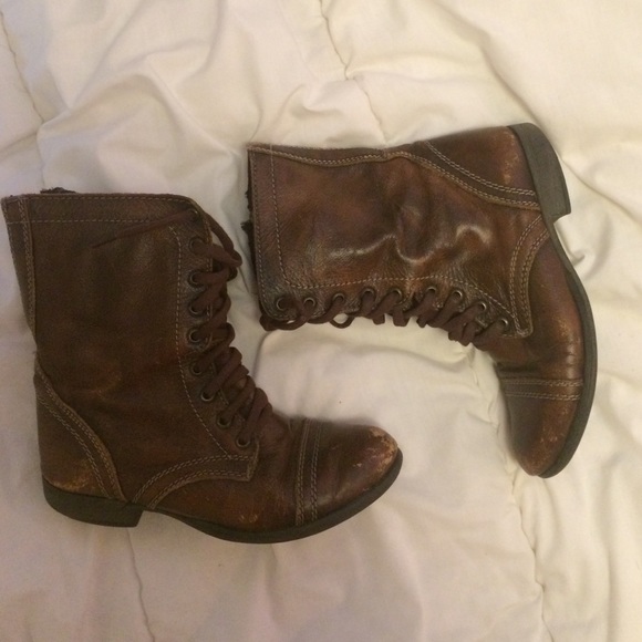STEVE MADDEN LEATHER VINTAGE COMBAT BOOTS - Picture 1 of 4