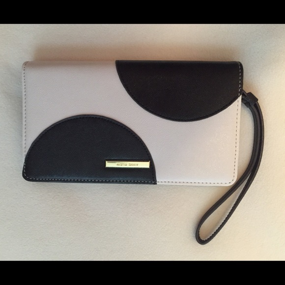 Anne Klein wristlet