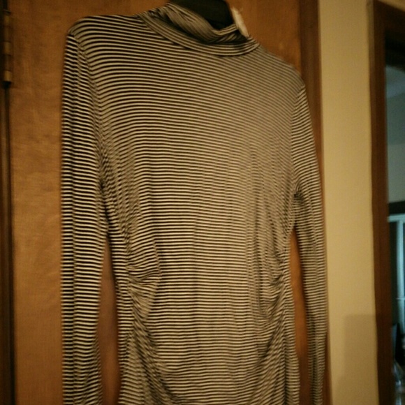 NWT black and white striped fitted turtleneck