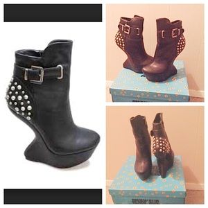 NEW HOT ITEM- Black Silver Studded Heels