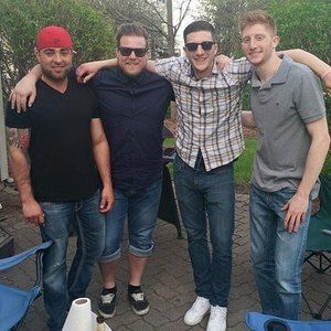 Meet your Posher, Eduardo