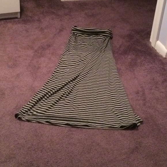 Grey and black striped maxi skirt
