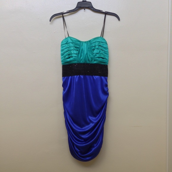☀️SALE! NWT teal and blue dress
