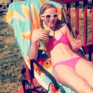 Meet your Posher, Rachel