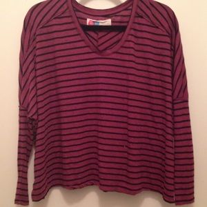 FP Beach xsmall baggy long sleeve T☀️