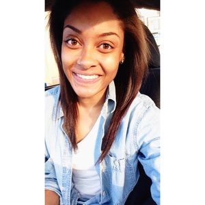 Meet your Posher, Amber