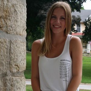 Meet your Posher, Charlotte