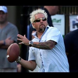 Meet your Posher, Chris