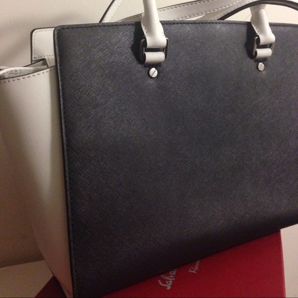 🎉HP🎉Rare Selma Colorblock Satchel - Picture 2 of 4