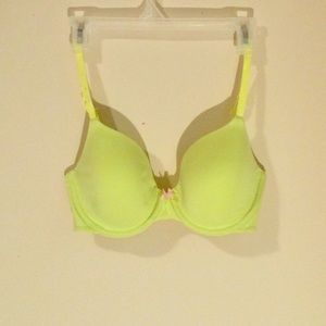 NWOT Victoria's Secret bra