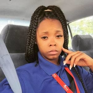 Meet your Posher, Jasmine