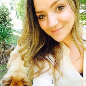 Meet your Posher, Ajla