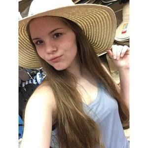 Meet your Posher, Marissa