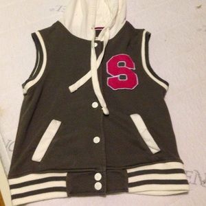 Southpole size small sleeveless hoodie
