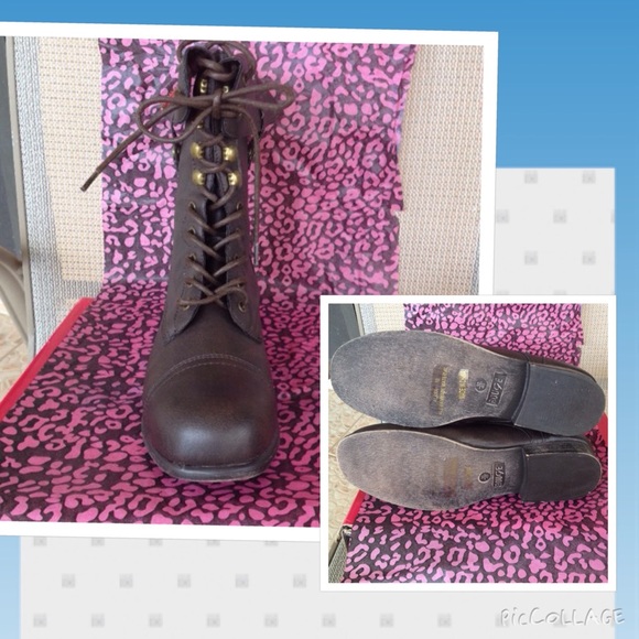 *SOLD* Winens Boot Lace Up and Zippered - Picture 4 of 4