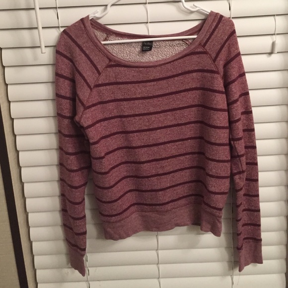 Pacsun pullover size medium