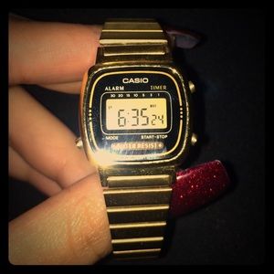 GOLD Casio! Water resistant💖
