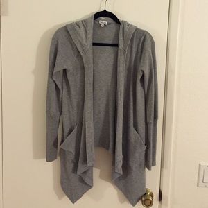 splendid xs grey sweater