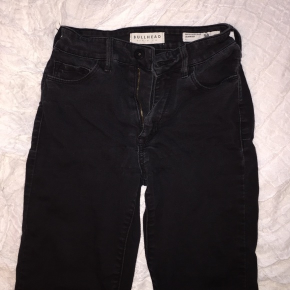 Black Bullhead "Super high rise skinniest" jeans