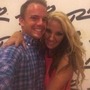 Meet your Posher, Nikole