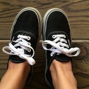 Black vans