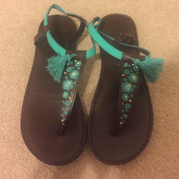 Hollister Sandals
