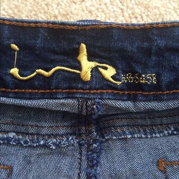 Jeans - Picture 2 of 4