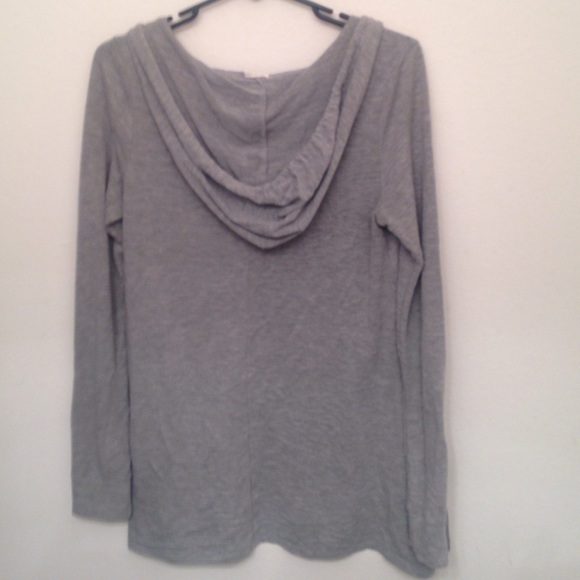 Hooded pullover - Picture 2 of 3