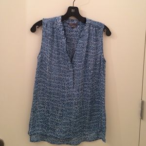 Vince sleeveles top