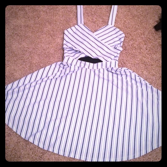 Blue and white hollister dress size s worn once