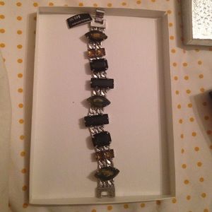 🚫SOLD IN BUNDLE🚫Silver Bracelet with Stones!